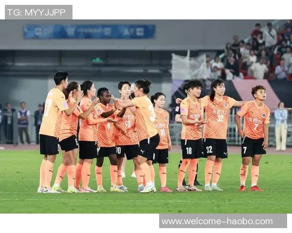 武汉女足主帅分析五线作战挑战强调奥克兰联身体素质与侵略性优势